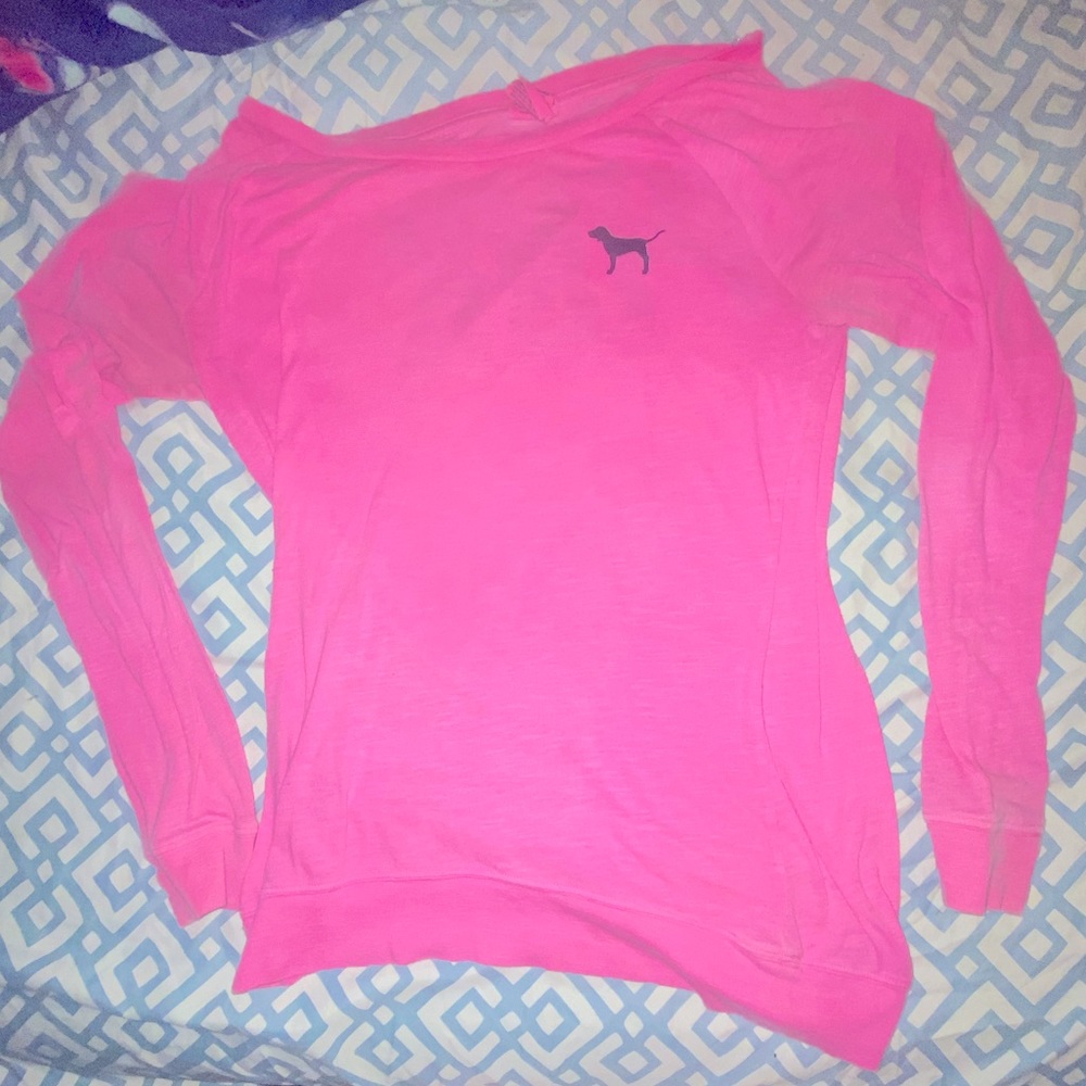 VS PINK shirt